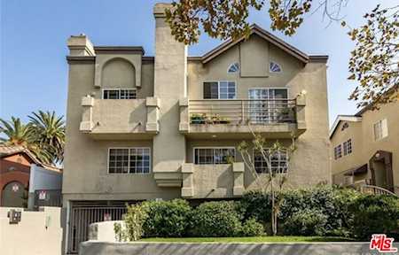 852 N Poinsettia Place #2 Los Angeles, CA 90046