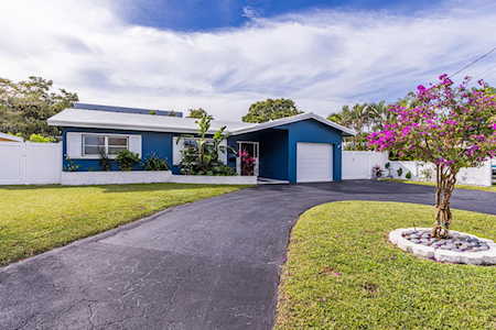 1706 NW 38th Street Oakland Park, FL 33309