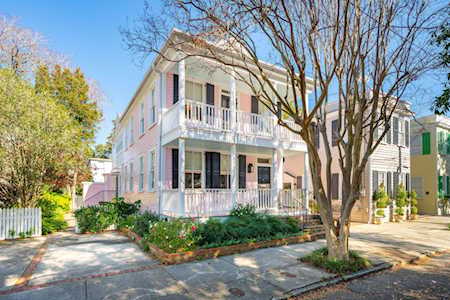 12 Trumbo Street Charleston, SC 29401