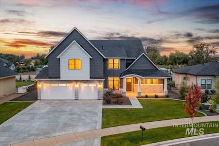 2635 N Yount Way Eagle, ID 83616