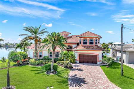 5231 SW 5th Place Cape Coral, FL 33914