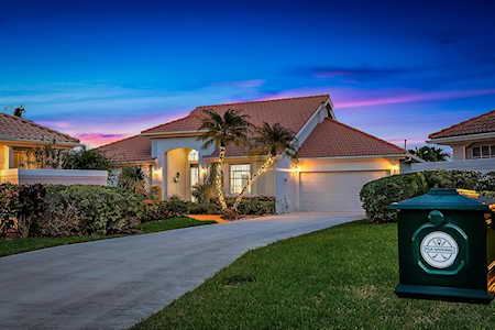 252 Eagleton Estate Boulevard Palm Beach Gardens, FL 33418