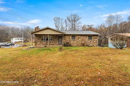 8403 Heiskell Rd Powell, TN 37849