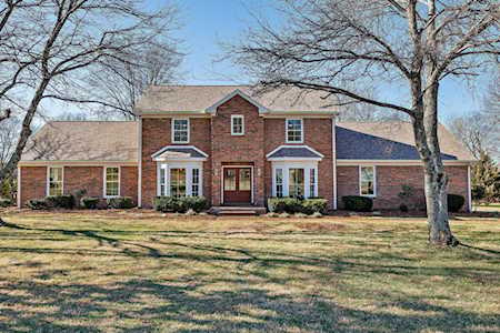 1114 Chickasaw Dr Brentwood, TN 37027
