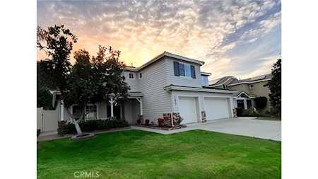 1657 Mission Meadows Dr Oceanside, CA 92057