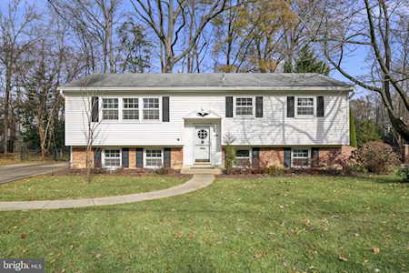 1704 Cool Spring Dr Alexandria, VA 22308