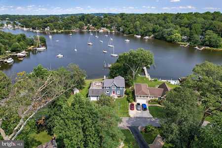 835 Valentine View Crownsville, MD 21032