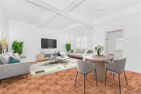 355 Bronx River Rd #1N Yonkers, NY 10704