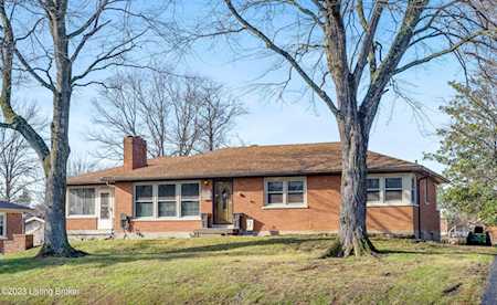 9918 Silverwood Ln Louisville, KY 40272