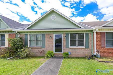 393 NW Cherry Street Hartselle, AL 35640