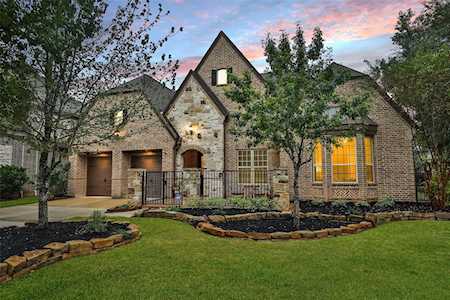 119 Chaparral Bend Dr Montgomery, TX 77316