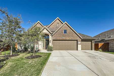 101 Coronella DR Liberty Hill, TX 78642