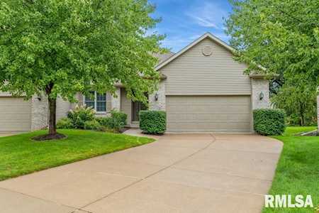 7113 36th Avenue Court Moline, IL 61265