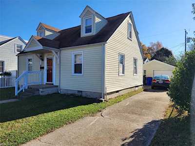 9242 Rippard Ave Norfolk, VA 23503