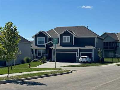 19213 W 114th Terrace Olathe, KS 66061