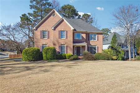 460 Brook Circle Roswell, GA 30075