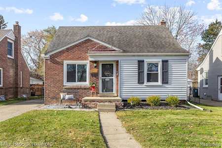3111 Ferris Ave Royal Oak, MI 48073