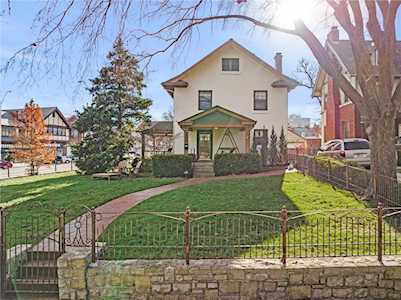 205 W 62nd Terrace Kansas City, MO 64113