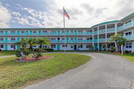 1950 59th Ave N #104 St. Petersburg, FL 33714