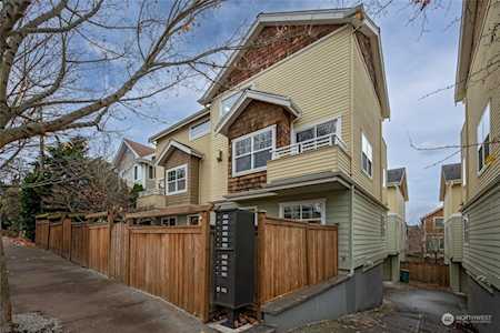 9222 Stone Ave N #A Seattle, WA 98103