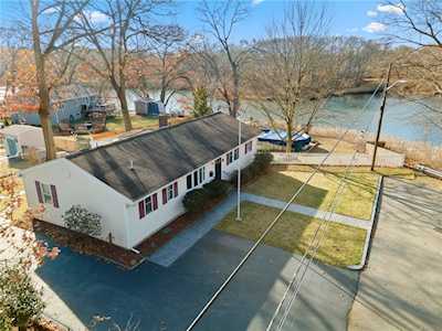 130 Lindy Ave East Providence, RI 02915