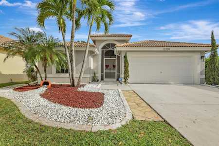 12204 Sunset Point Circle Wellington, FL 33414