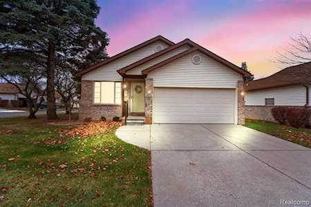 6273 E Morgan Circle Westland, MI 48185
