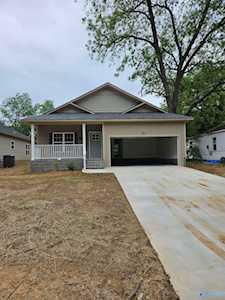 1617 SE North Street Decatur, AL 35601