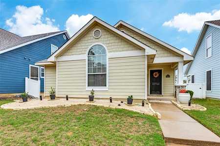 10215 Cedar Lake Drive Providence Village, TX 76227
