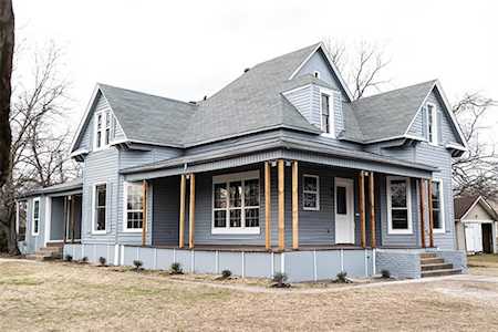 304 N Grand Avenue Sherman, TX 75090