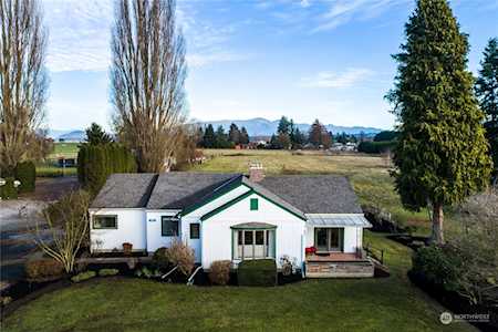 14815 Avon Allen Rd Mount Vernon, WA 98273
