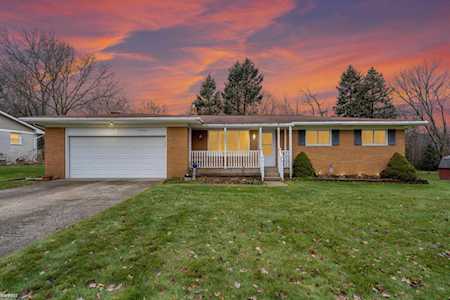 3776 Hi Villa Dr Lake Orion, MI 48360