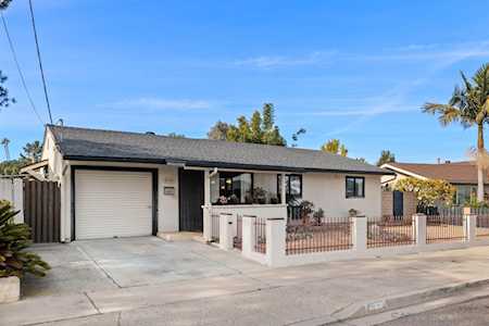 4774 Lake Forest Ave San Diego, CA 92117