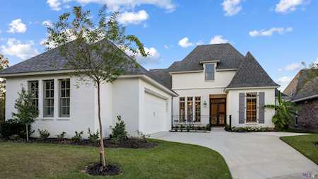 19321 Garden Lake Ct Baton Rouge, LA 70809