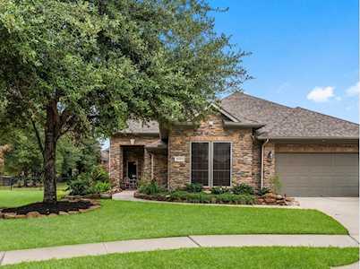 10203 Eagle Hollow Dr Humble, TX 77338