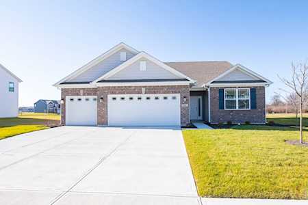 2390 Oakmont Dr Plainfield, IN 46168