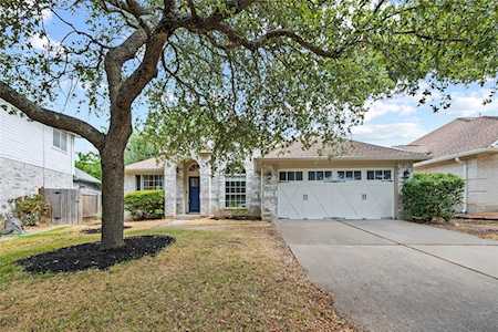2512 Emmett PKWY Austin, TX 78728