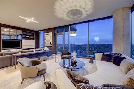 44 East Ave #2601 Austin, TX 78701
