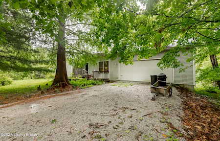 2005 Miller Ln La Grange, KY 40031