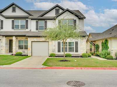 1600 Catalan RD #401 Austin, TX 78748