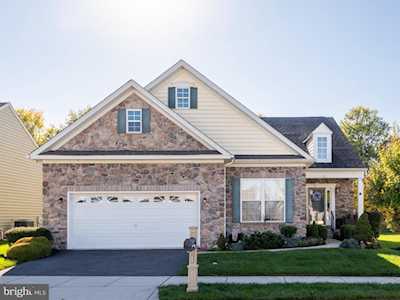 512 Hambleton Ln Newark, DE 19702