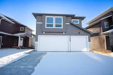 10437 134 Ave Grande Prairie, AB T8V 6J7