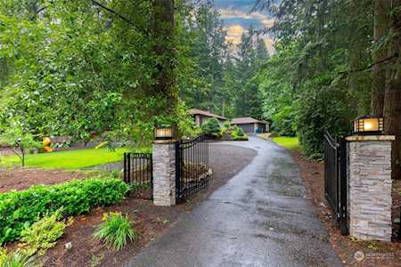 19322 156th Ave NE Woodinville, WA 98072