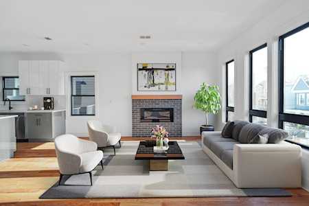 246 Clinton Ave #2 Jersey City, NJ 07304
