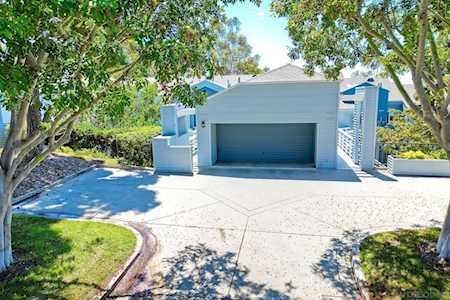 11063 Caminito Vista Pacifica San Diego, CA 92131