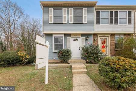 8751 Kanawha Ct Lorton, VA 22079