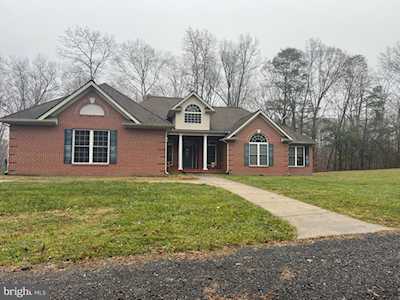 13807 Orlando Rd Nokesville, VA 20181