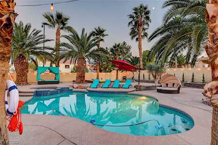 8144 Creek Water Ln Las Vegas, NV 89123