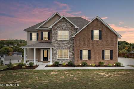 8242 Equinox Ln Powell, TN 37849