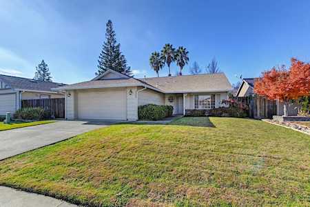 8008 Montevina Drive Sacramento, CA 95829